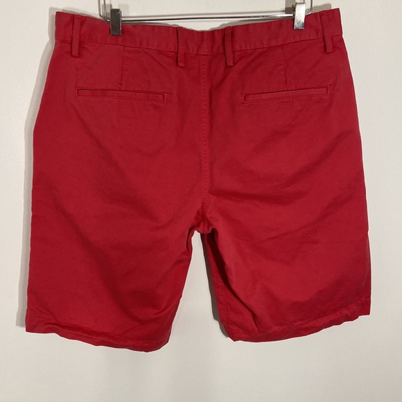 ✨3/$25✨GAP Khaki Shorts - 36W - Picture 5 of 5